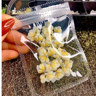 hoa bột rubi nhọn gắn móng trang trí móng