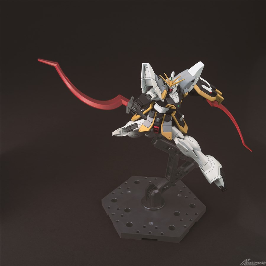 Mô Hình Lắp Ráp HG AC 1/144 XXXG-01SR Gundam Sandrock