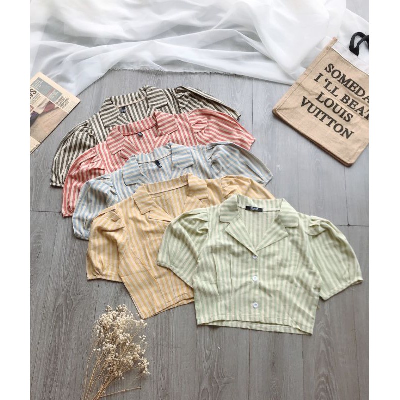 Áo croptop sọc cổ vest