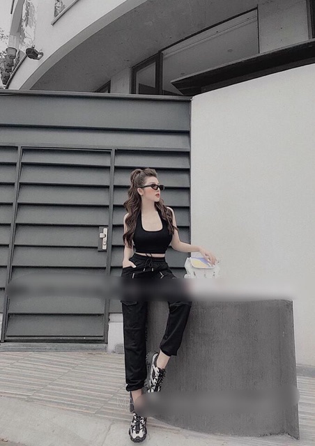 Áo 3 lỗ cổ yếm