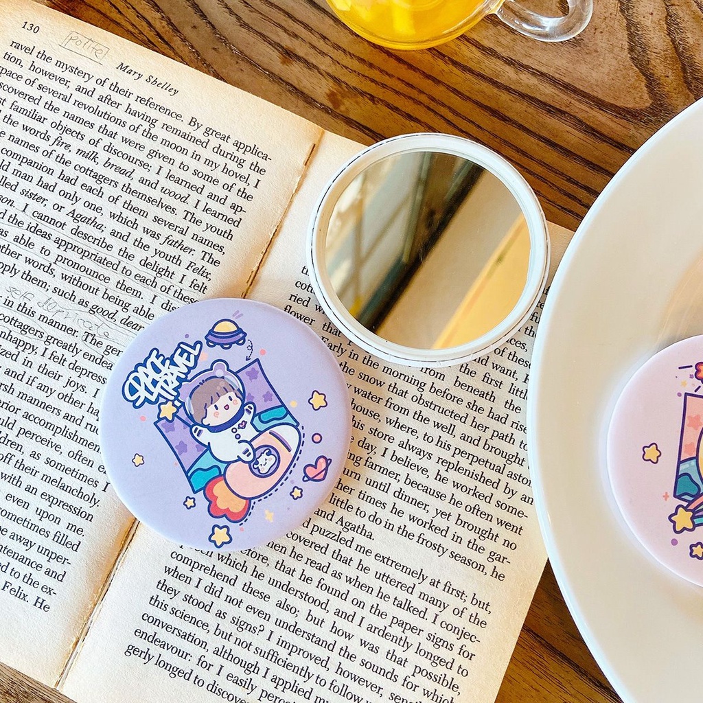[Hàng mới về] Gương trang điểm mini hình tròn họa tiết hoạt hình xinh xắn và siêu bền
