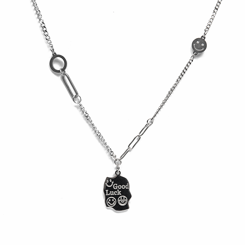 Dây Chuyền Bằng Thép Titan Thiết Kế Hình Mặt Cười Độc Đáo