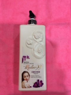 Sữa tắm trắng da Madino99
