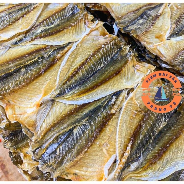 [1 Con] Cá Chỉ Vàng Khô 🍀FREESHIP 🍀 Cá Chỉ Mành Không Xương, Dày Mình, Thơm Ngon Phơi Khô Tự Nhiên, Không Chất Bảo Quản | BigBuy360 - bigbuy360.vn