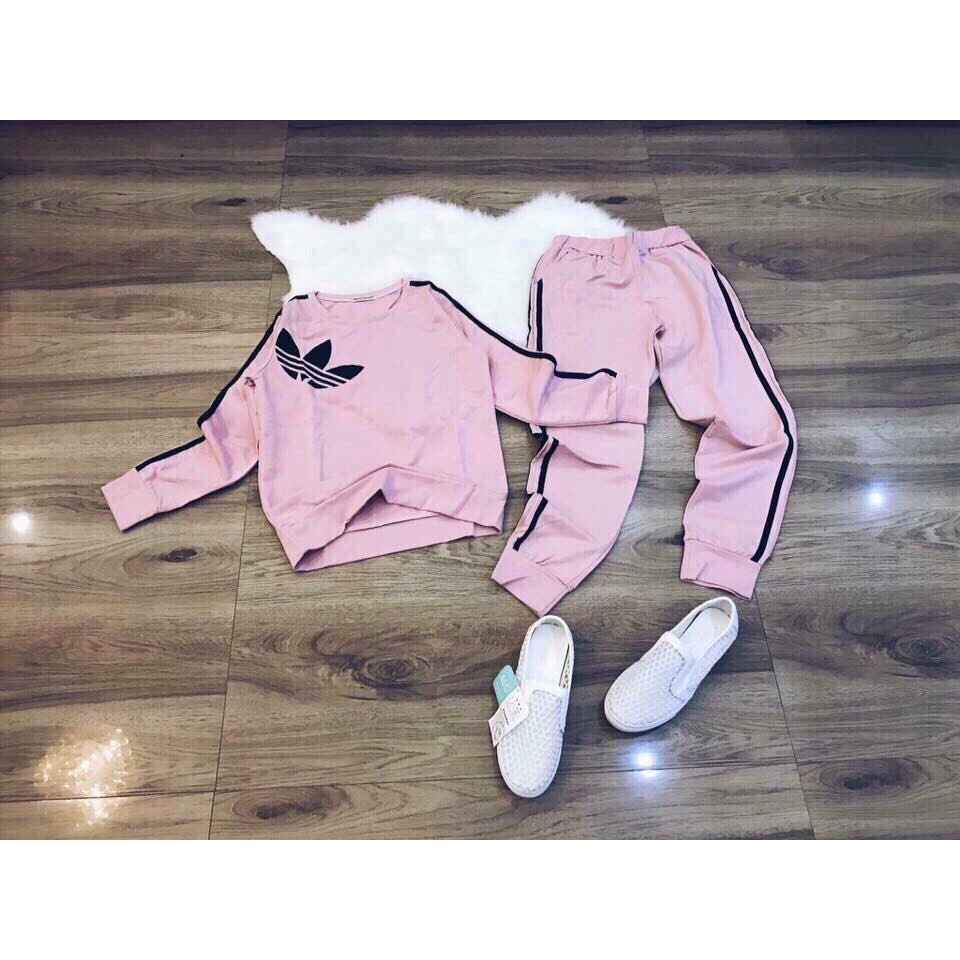 Bộ mặc nhà dài tay hot hit | BigBuy360 - bigbuy360.vn