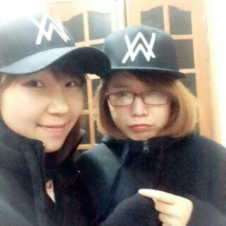 Mũ lưỡi trai Alan Walker