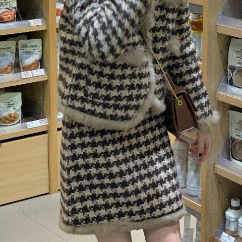 Set áo khoác và chân váy caro thời trang nữ tính