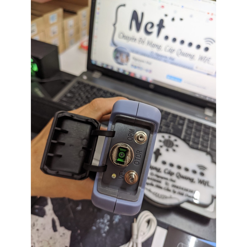 Máy đo điểm đứt OTDR 3200 Phiên bản đo được sợi quang sống khi có công suất cả trạm RF Viettel, Tiếng Việt giá siêu rẻ