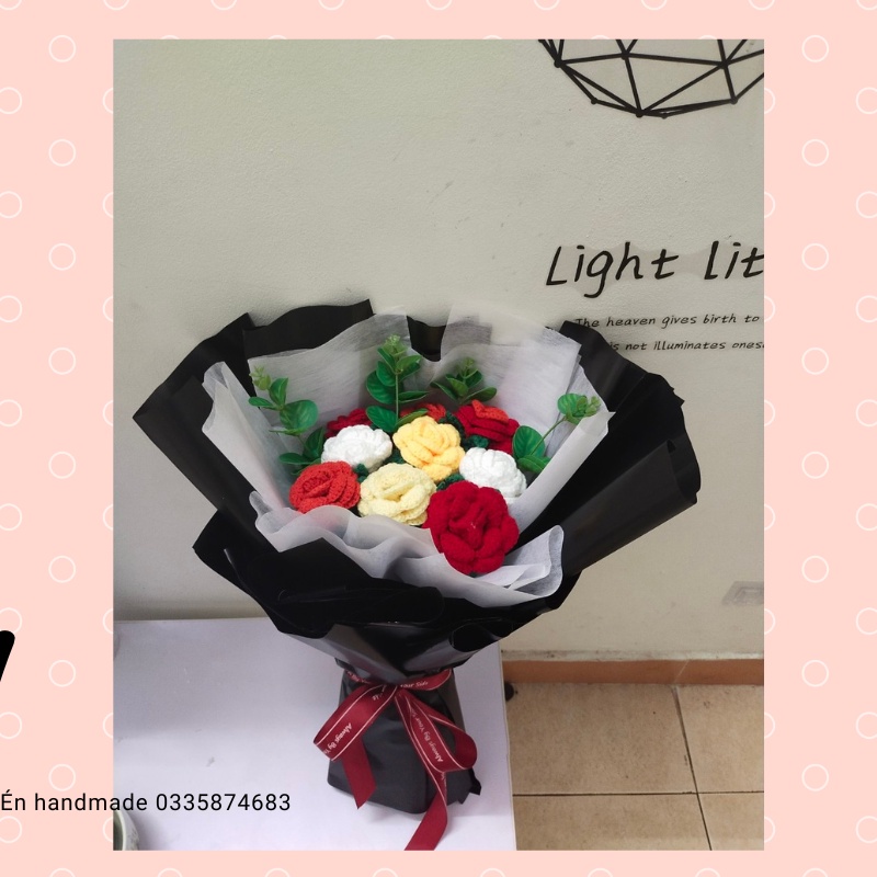 Handmade Bó 9 bông hồng len mix màu bằng len siêu xinh quà tặng sinh nhật, lễ tình nhân, tặng thầy cô kèm túi đựng