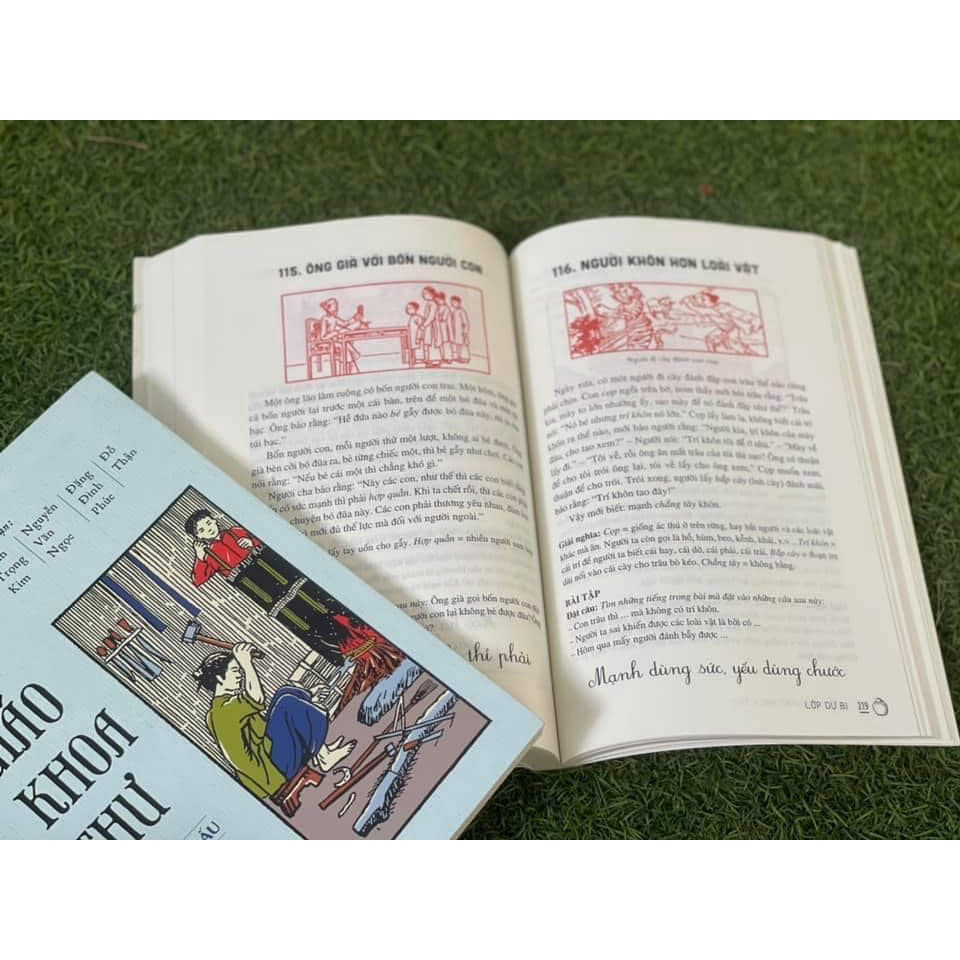 Sách Kim Đồng - Quốc Văn Giáo Khoa Thư - Luân Lý Giáo Khoa Thư - Nhiều tác giả - Bình Book