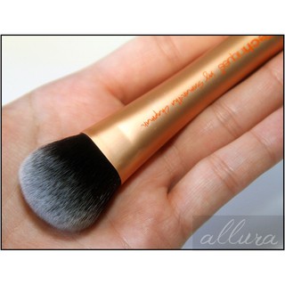 Cọ Real Techniques Expert Face Brush