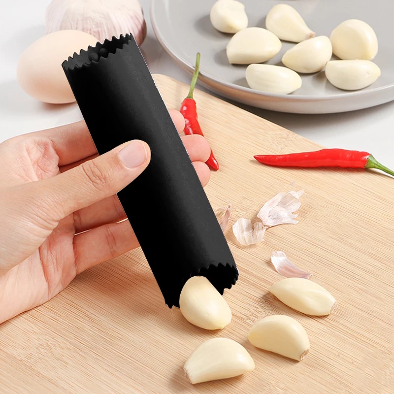Dụng Cụ Bóc Vỏ Tỏi Bằng Silicone Tiện Lợi