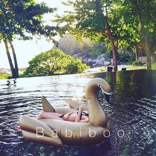 Phao khổng lồ hạc vàng gorl