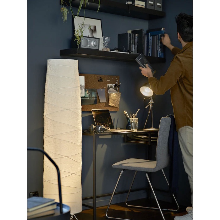 Đèn cây giấy lụa Vickleby IKEA trang trí phòng khách, phòng ngủ