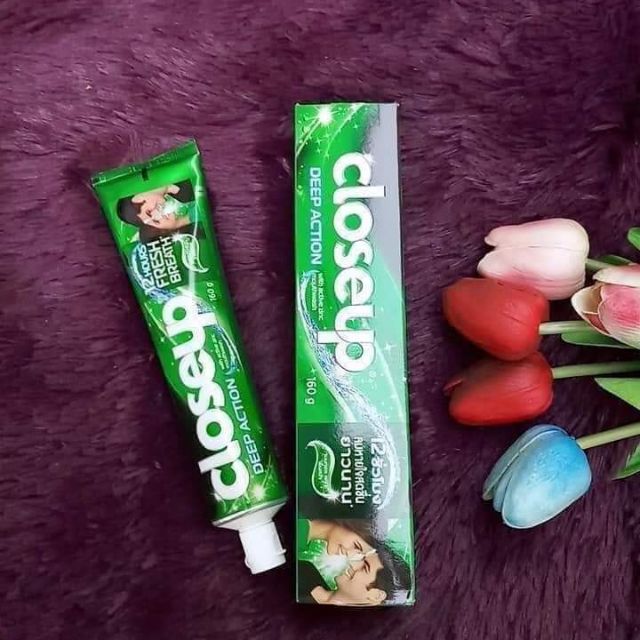 KEM ĐÁNH RĂNG CLOSEUP THÁI LAN 160GR