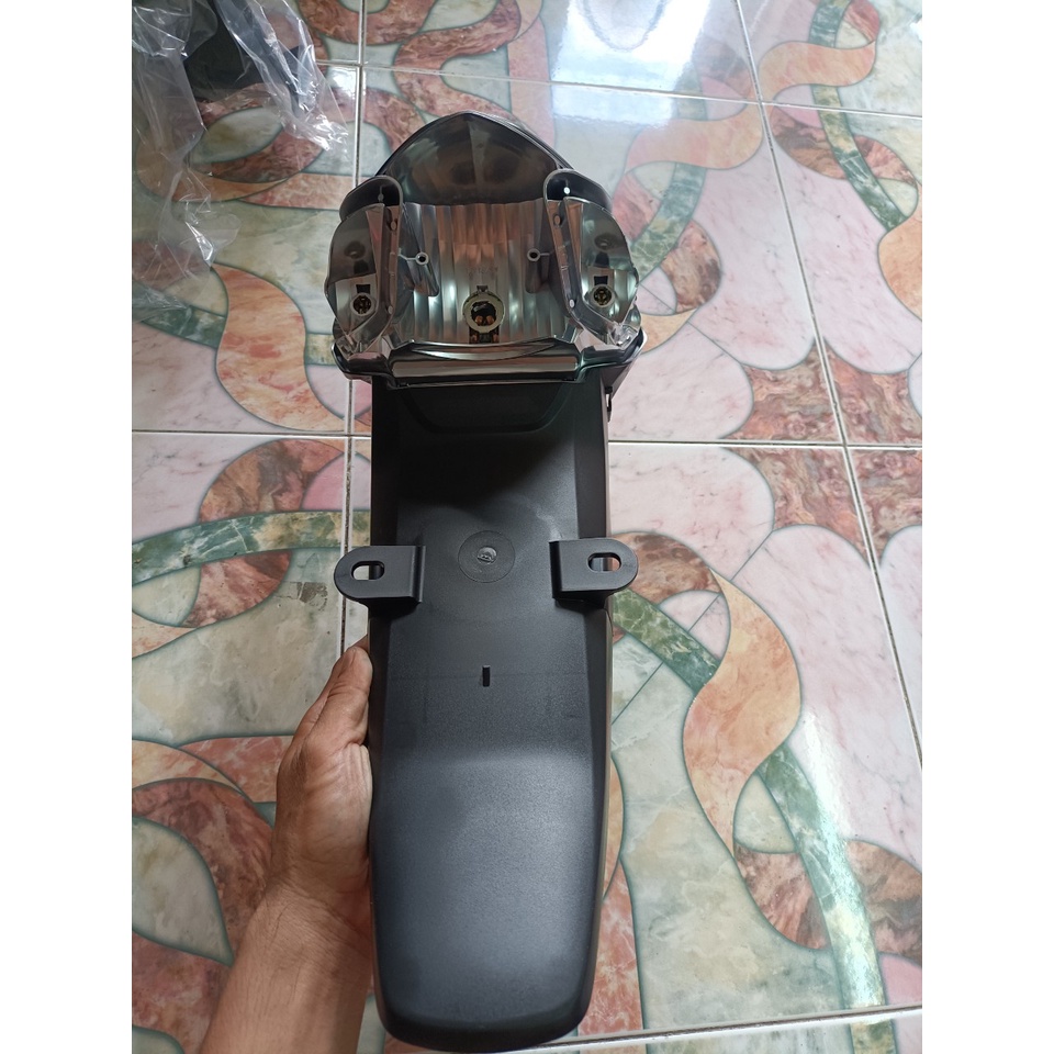 Đuôi dè sau Wave RS100 zin