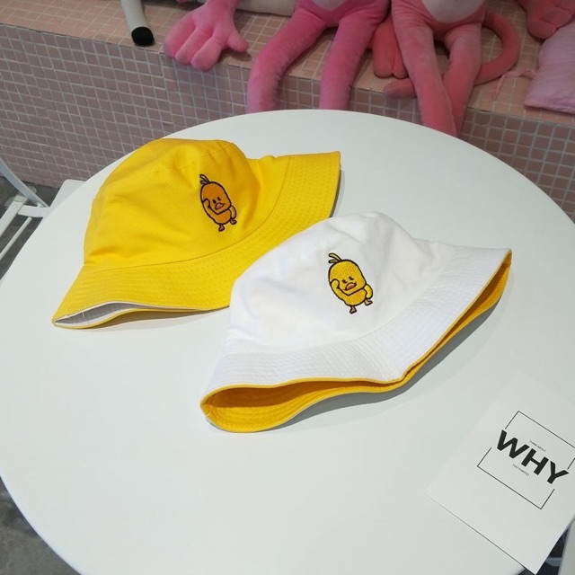 Mũ con vịt 2 mặt ( 1 mặt vàng và 1 mặt trắng)