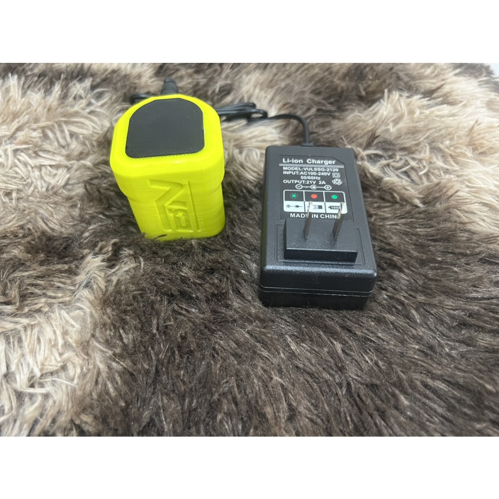 Dock Sạc Ryobi 18v Lion cho pin zin bằng adapter rời. BN.
