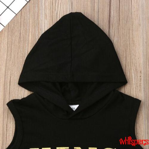 Set áo cộc tay có nón in chữ và quần lưng thun dễ thương dành cho bé trai
