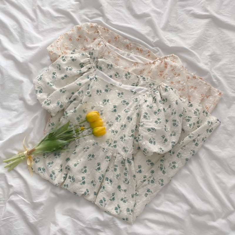 Váy babydoll midi ren hoa nổi