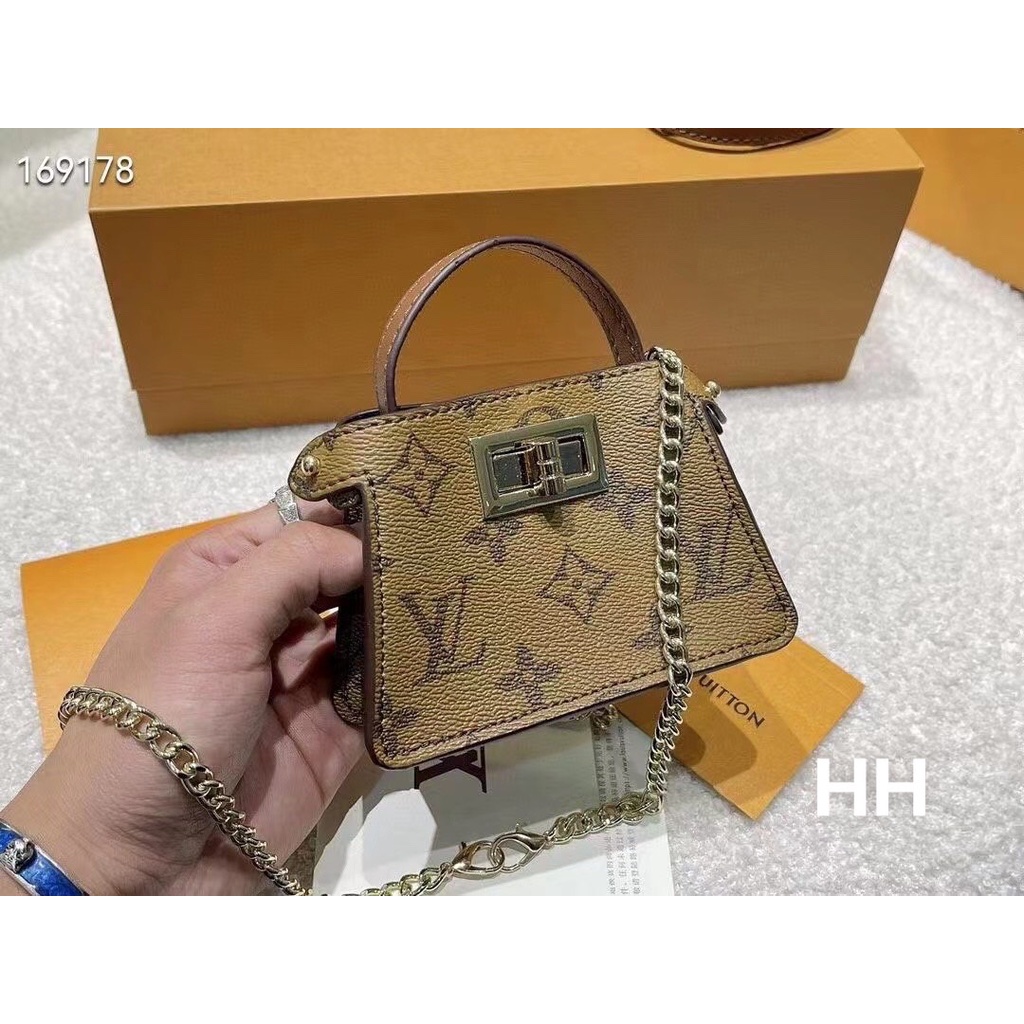 Túi Xách Nữ Đeo Chéo lv,CD Size 23 cm Tặng Kèm Túi MiNi Hàng Cao Cấp FullBocx Nam Châm Sịn Sò