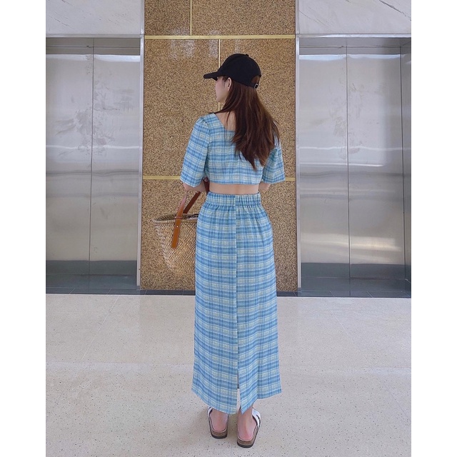 Áo và Chân váy caro dáng suông