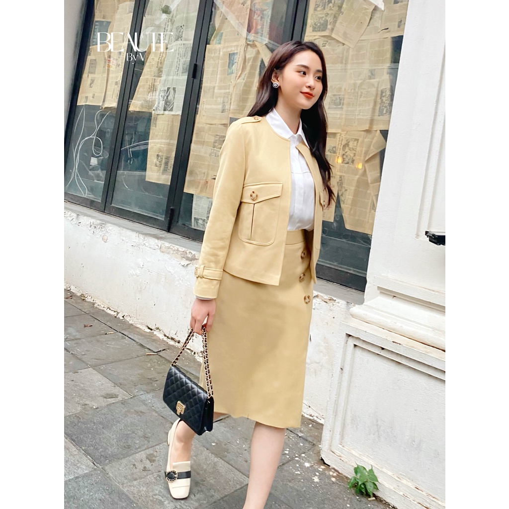 BEAUTEBYV - Áo Blazer túi ốp Berry | BigBuy360 - bigbuy360.vn