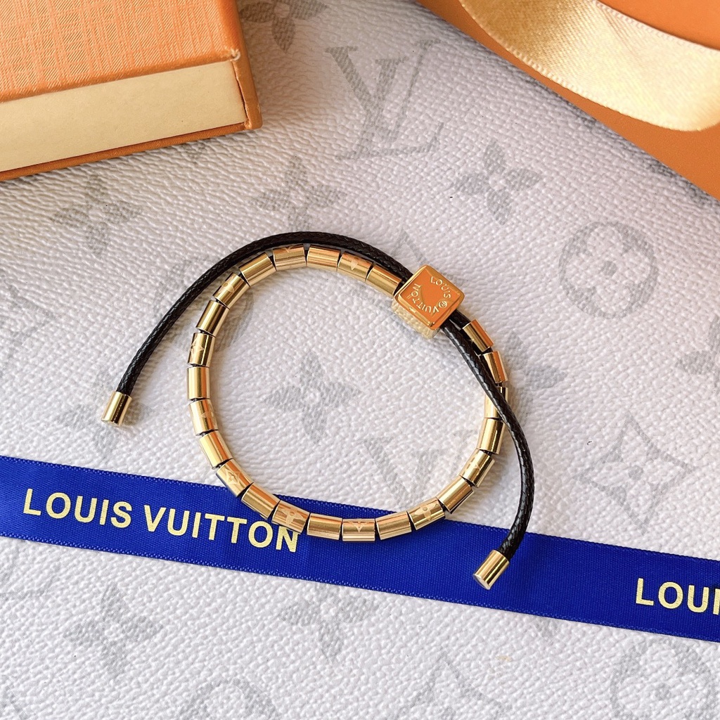 Lv Vòng Tay Louis Vuitton Bằng Thép Titan Dát Khảm Chữ Đơn Giản Cổ Điển Sang Trọng Không Phai Màu Không Phai Cho Nam Và Nữ