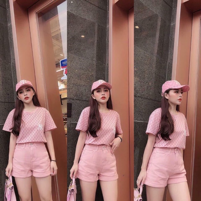 Quần short jeans hồng (Sale nghỉ bán chăm con)