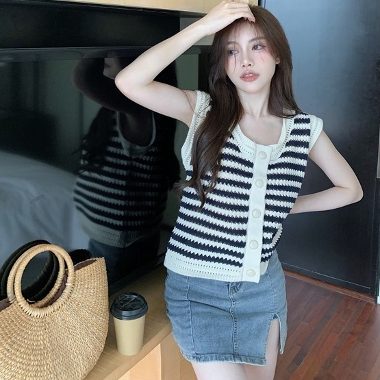 【ZHELIHANGFEI】Áo Dệt Kim Sát Nách Dáng Rộng Kẻ Sọc Trẻ Trung Hợp Thời Trang