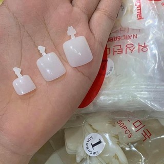 móng up chân làm nail