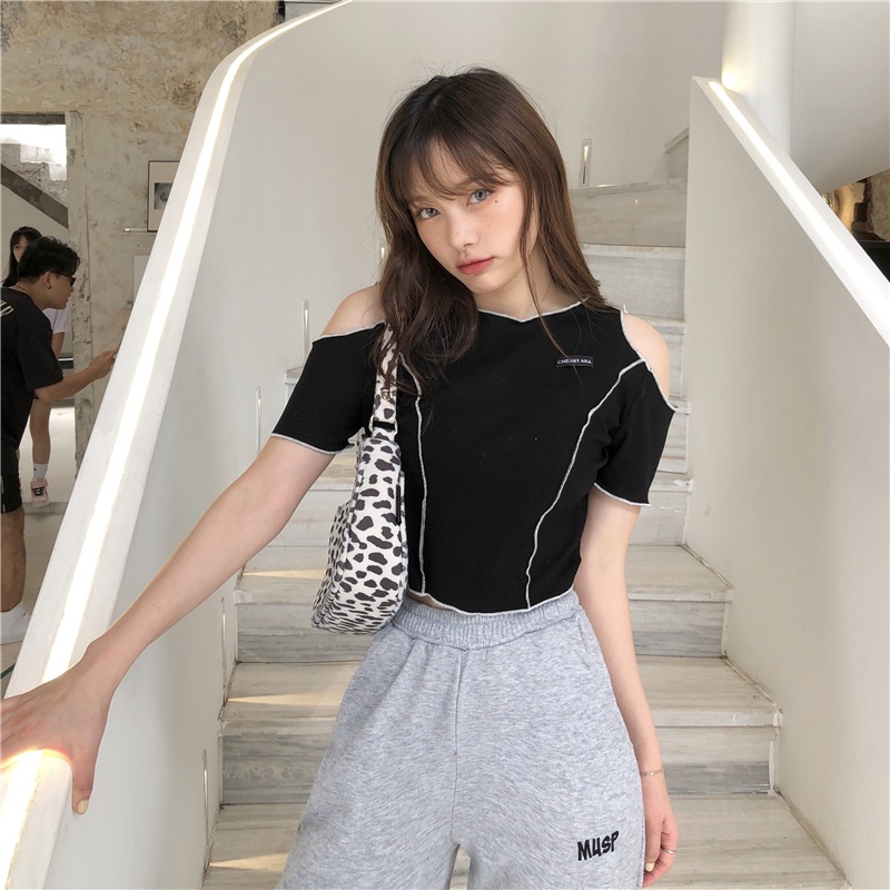 Áo Thun Tay Ngắn Trễ Vai Dáng Ôm Quyến Rũ