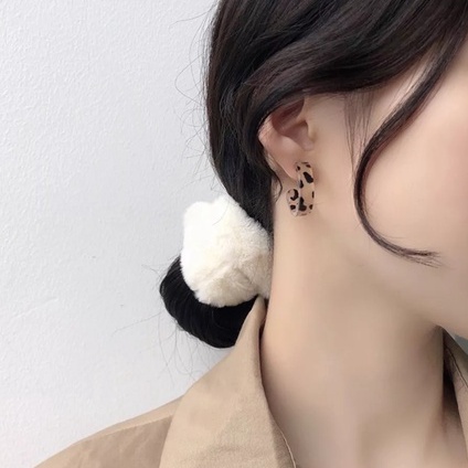 Bông tai nhựa da báo cá tính, phụ kiện trang sức Filibra - TS012