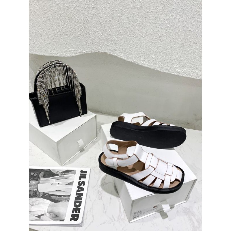 Dép sandal nữ da thật mũi tròn bịt mũi the row