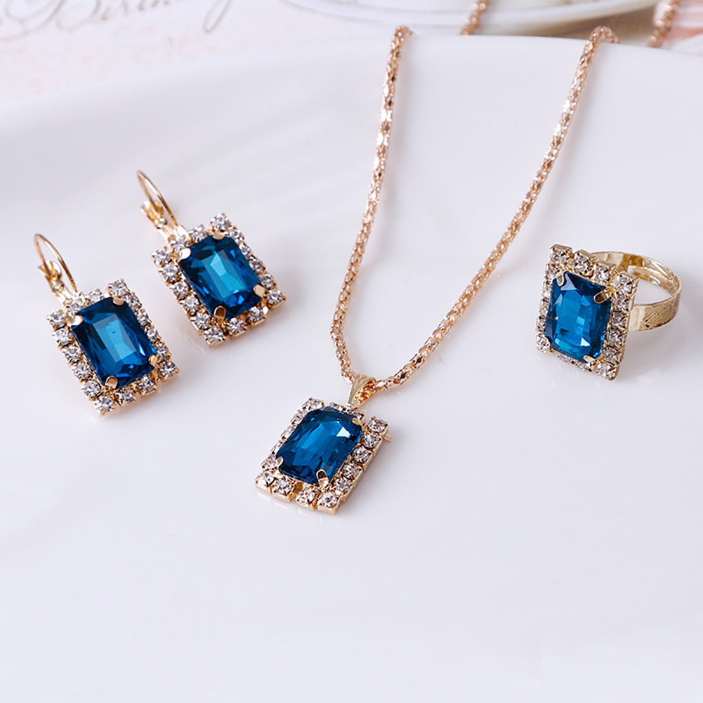 Bộ trang sức hợp kim đính đá sang trọng