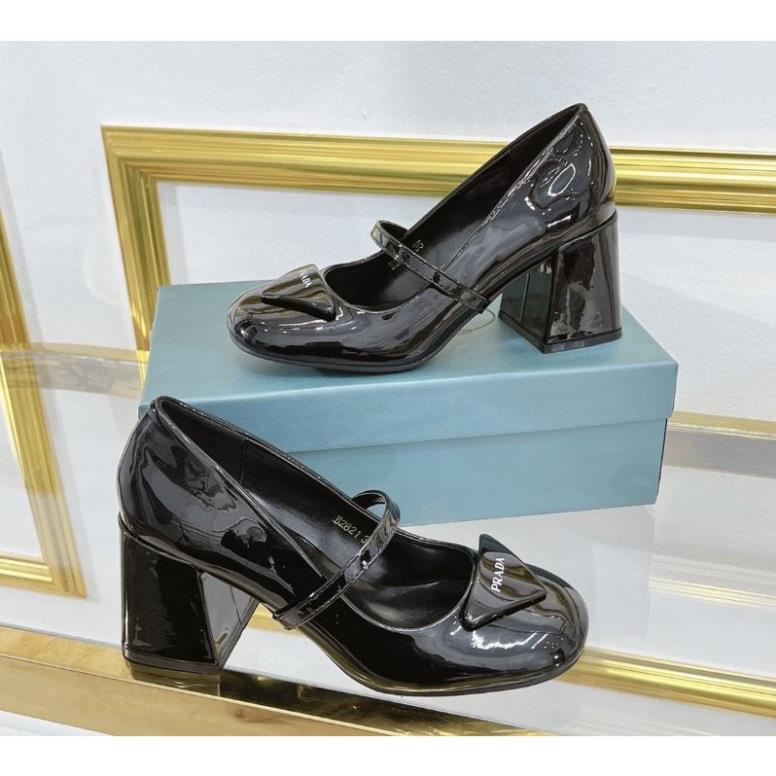 (ẢNH THẬT) Giày Bít Gót Cao 7p Prada Mũi Tròn Da Bóng Mềm Êm Fullbox Bill Túi Cao Cấp .
