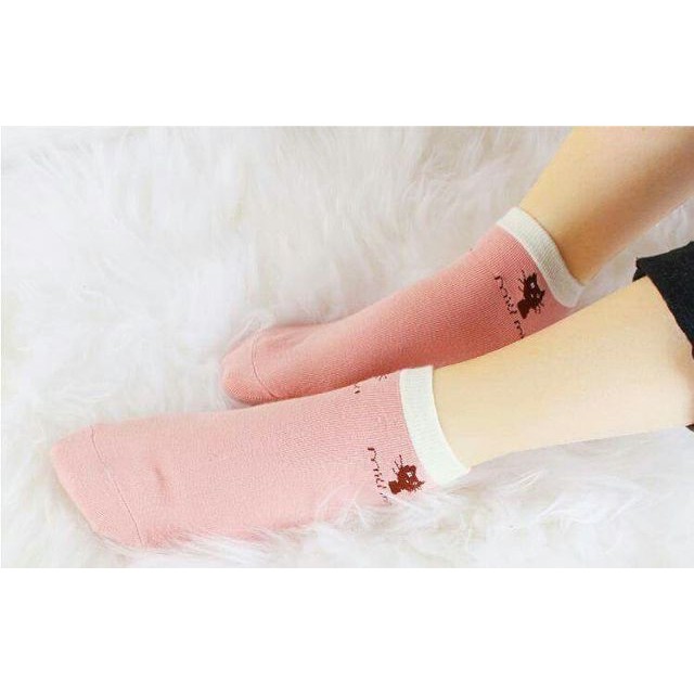 Tất mèo cổ ngắn