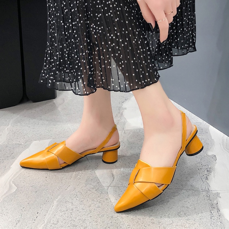 Giày sandals nữ IELGY gót vừa mũi nhọn dây bắt chéo phong cách Hàn