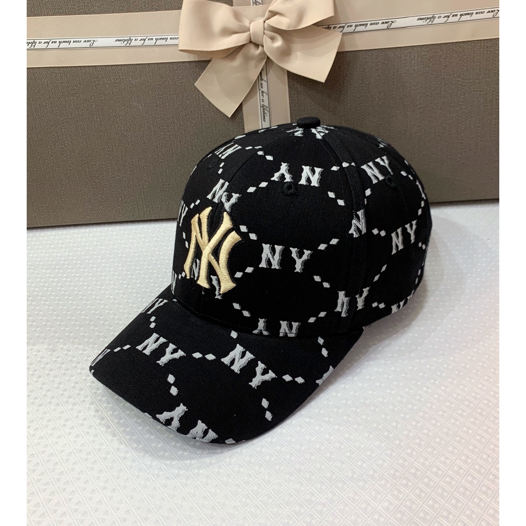 Mũ Nón Kết NY  Logo Thêu Nổi , Chất Vải Poly Cotton Thắm Hút Mồ HôI