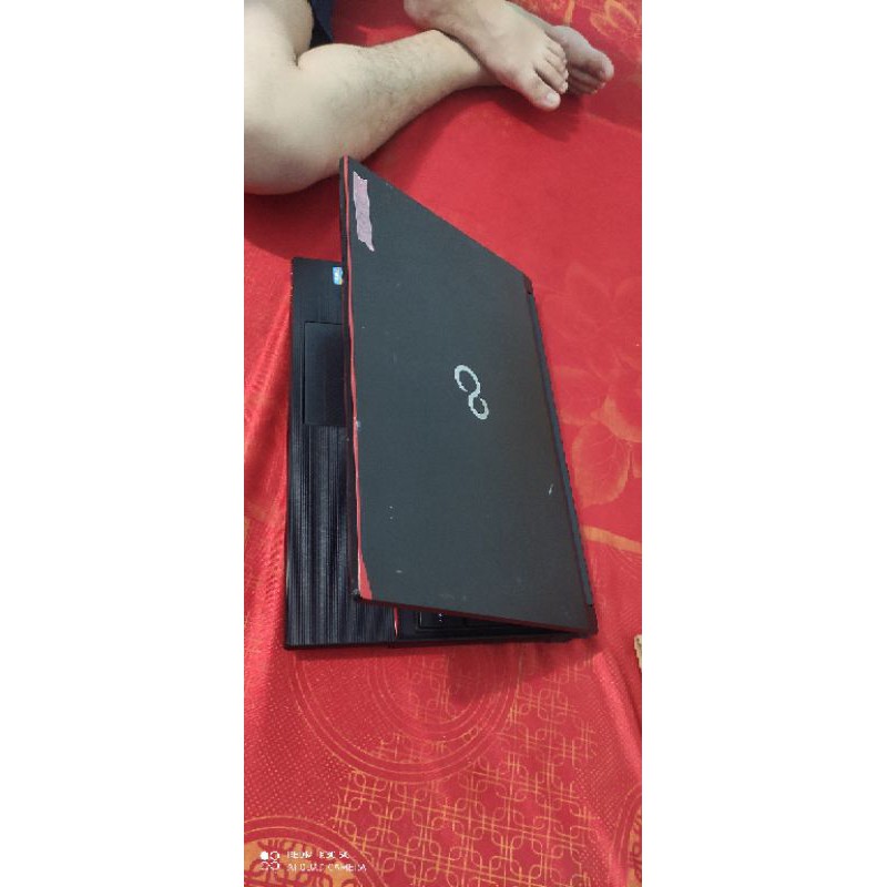 Laptop xách tay Nhật Fujitsu | BigBuy360 - bigbuy360.vn