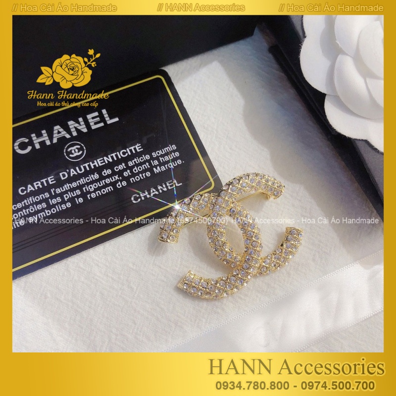 Tag ghim cài áo vest đính đá Hình Chữ C đính đá cao cấp thời trang đẹp sang chảnh [Hoacaiaodep.com - Hann Handmade]