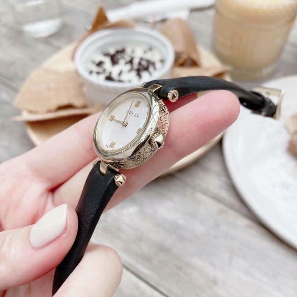 Đồng Hồ Nữ Gucci Diamantissima Mother of Pearl YA141505