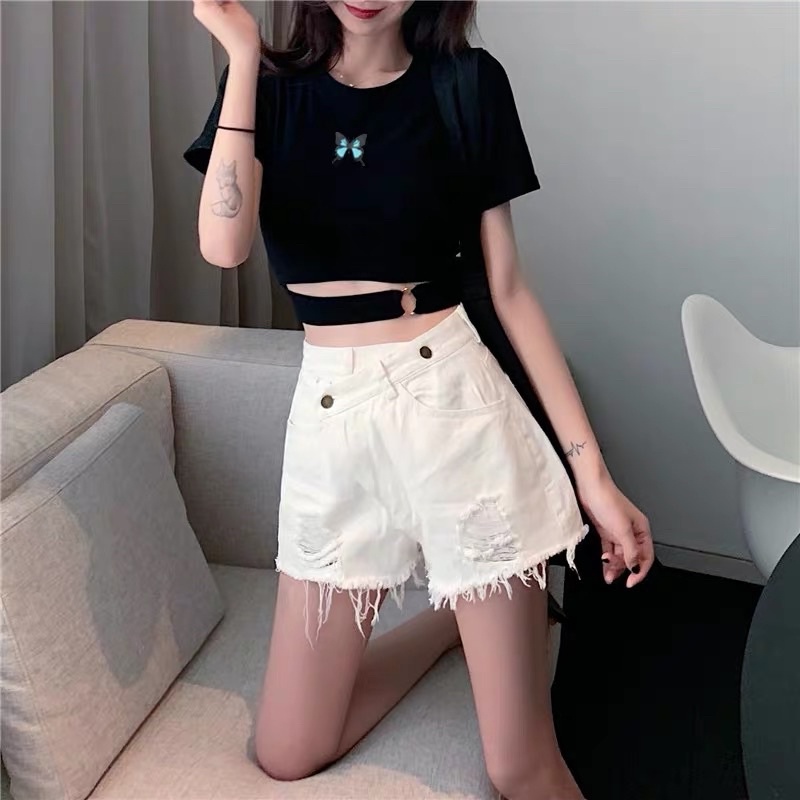 Áo croptop cổ tròn xẻ gấu, crt tay ngắn in hình bướm chất thun cotton màu đen trắng dễ mặc dễ phối đồ