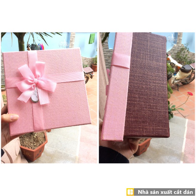 Hộp quà hình vuông loại 18cm siêu đẹp [ảnh thật] (SHOP VỀ THÊM MÀU MỚI Ạ) | BigBuy360 - bigbuy360.vn