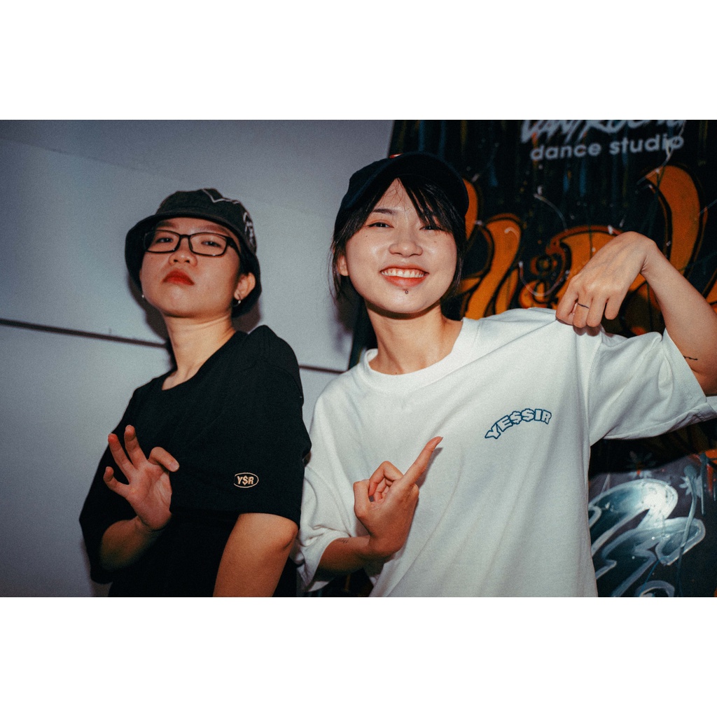 Áo thun YESSIR Logo Signature Tee nhiều màu Local Brand