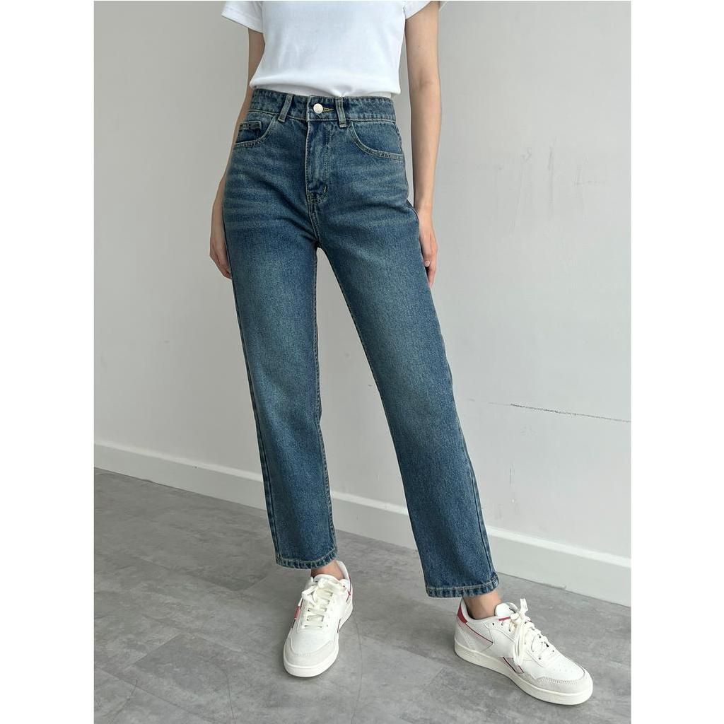 Quần Mom Jeans Nữ REDE M-03D/D1 Lưng Cao Form Dáng Baggy Ôm Vừa Màu Xanh Đậm Có Wash