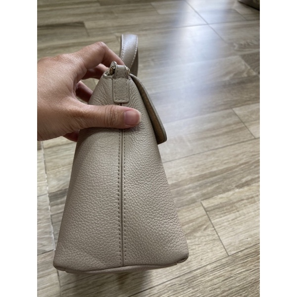 Túi si hiệu Furla