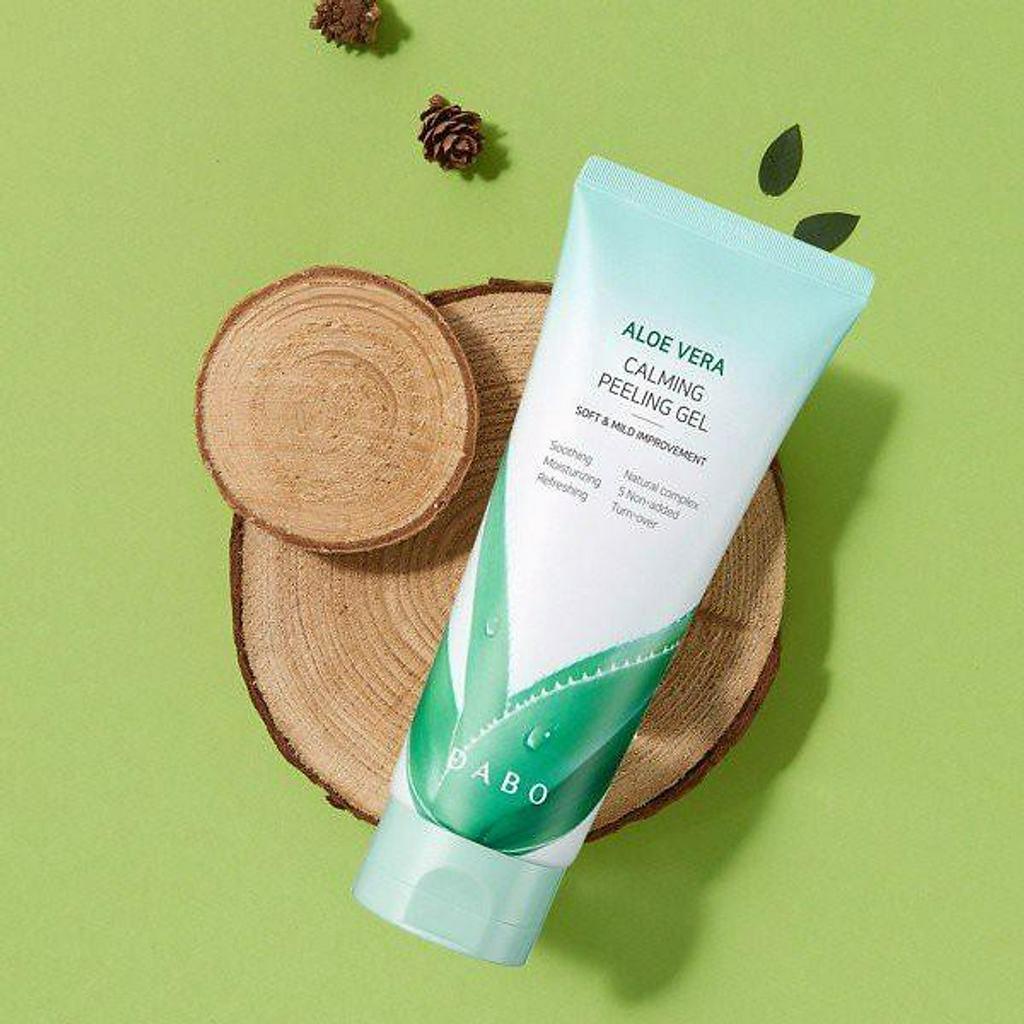 Gel tẩy da chết lô hội làm sạch, dưỡng ẩm cho da Dabo Aloe stem rich moisture Peeling Gel 180ml