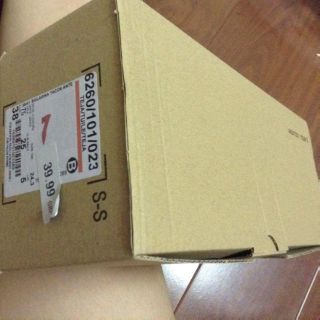 Giày da lộn đế vuông Zara