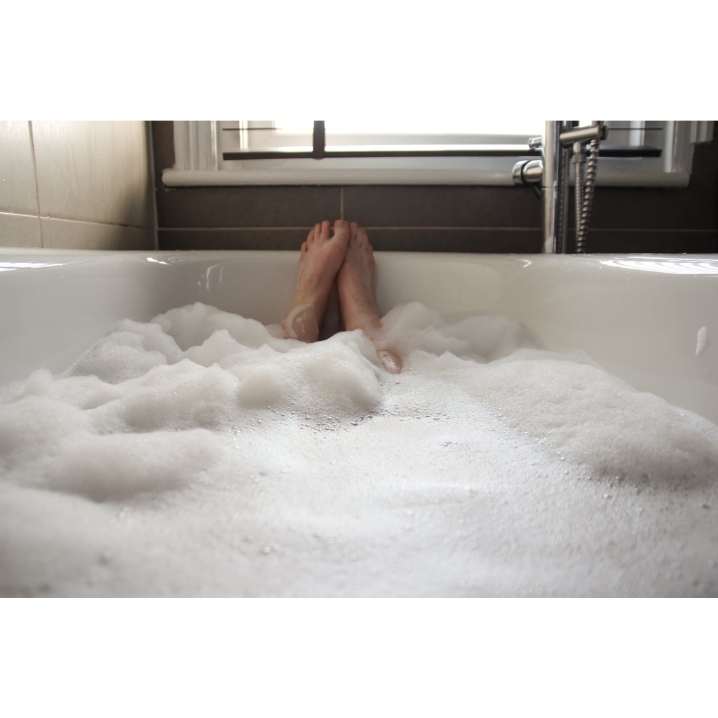 Sữa Tắm Tạo Bọt, Tạo Bọt Chuyên Dùng Cho Bồn Tắm Romantic Bath  - 100ml